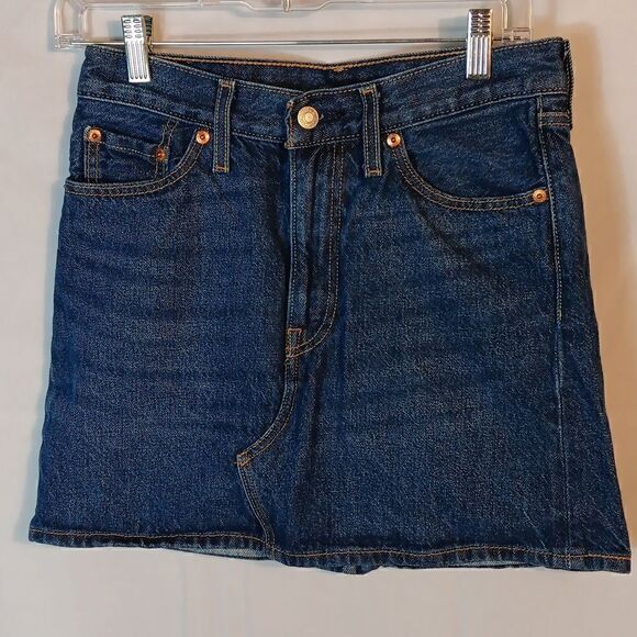 Levi's Red Tab Denim Mini Skirt - Picture 5 of 5